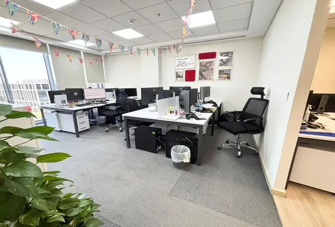 104889199 - Property Image 3