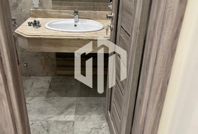 62402173 - Property Image 3