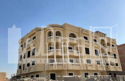 Apartment - 4 Bedrooms - 3 Bathrooms for sale in Bait Alwatan - The 5th Settlement - New Cairo City - Cairo