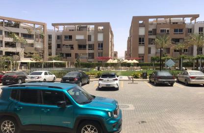شقة - 3 غرف نوم - 2 حمامات للبيع في جراندا لايف - كمبوندات الشروق - مدينة الشروق - القاهرة