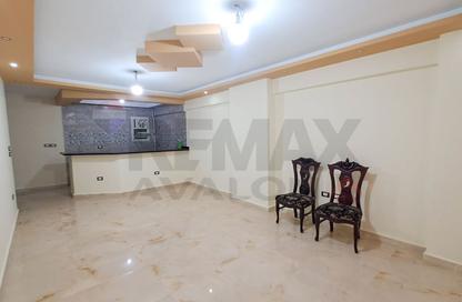Apartment - 3 Bedrooms - 1 Bathroom for sale in Mostafa Kamel St. - Smouha - Hay Sharq - Alexandria