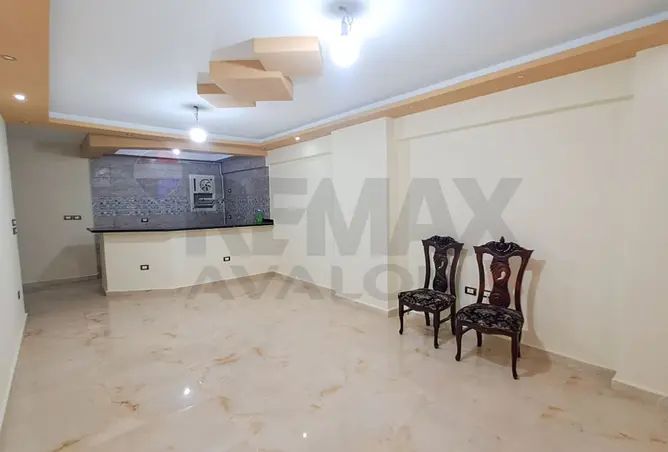 93253971 - Property Image 3