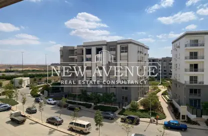 Apartment - 4 Bedrooms - 3 Bathrooms for sale in Hyde Park - New Cairo City - Cairo