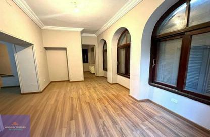Villa - 6 Bedrooms - 5 Bathrooms for sale in Sarayat Al Maadi - Hay El Maadi - Cairo