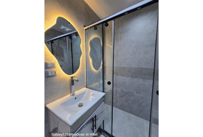 104872042 - Property Image 3