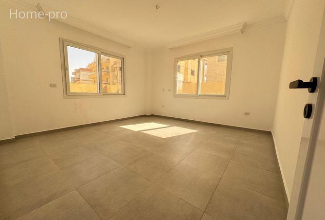 58241570 - صورة العقار 3