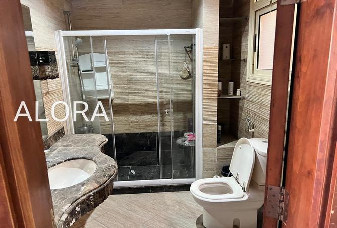 8593229 - Property Image 2