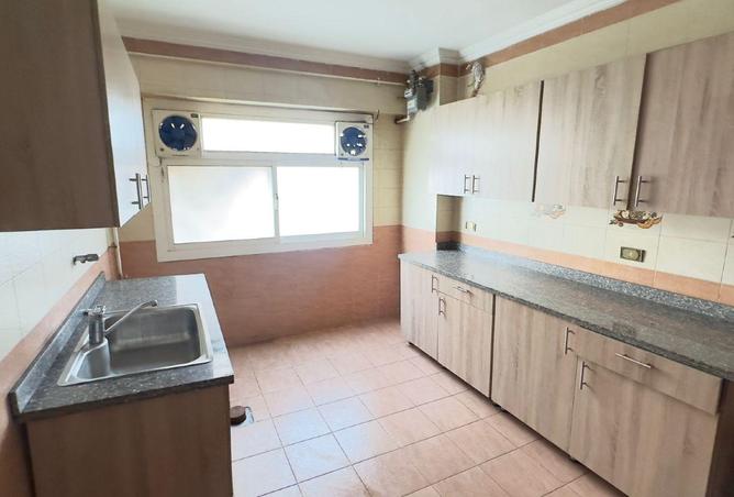 54237609 - Property Image 3