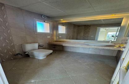 Twin House - 3 Bedrooms - 3 Bathrooms for rent in Street 10 - Greens - 6th District - Sheikh Zayed City - Giza Twin House - 3 Bedrooms - 3 Bathrooms for rent in Street 10 - Greens - 6th District - Sheikh Zayed City - Giza