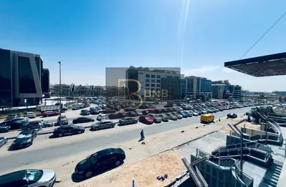 محل تجاري - استوديو - 1 حمام للايجار في شارع التسعين الجنوبي - التجمع الخامس - مدينة القاهرة الجديدة - القاهرة