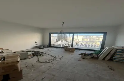 Apartment - 3 Bedrooms - 3 Bathrooms for sale in Kafr Abdo St. - Kafr Abdo - Roushdy - Hay Sharq - Alexandria