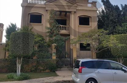 Villa - 5 Bedrooms - 5 Bathrooms for sale in Mena Garden City - Al Motamayez District - 6 October City - Giza