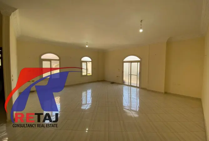 98006905 - Property Image 3