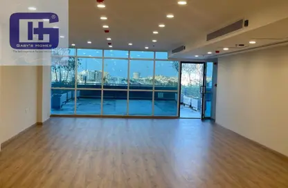 Office Space - 4 Bedrooms - 1 Bathroom for rent in Business Plus - North Teseen St. - The 5th Settlement - New Cairo City - Cairo