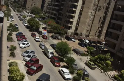 Apartment - 3 Bedrooms - 3 Bathrooms for sale in Makram Ebeid St. - 6th Zone - Nasr City - Cairo