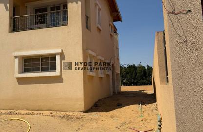 Villa - 4 Bedrooms - 3 Bathrooms for sale in Cluster 4 - Hyde Park - New Cairo City - Cairo