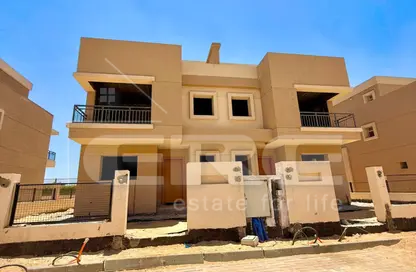 Villa - 4 Bedrooms - 3 Bathrooms for sale in Taj City - 5th Settlement Compounds - The 5th Settlement - New Cairo City - Cairo