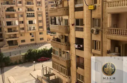 شقة - 3 غرف نوم - 3 حمامات للبيع في شارع الشيخ كامل خضر - المنطقة الثامنة - مدينة نصر - القاهرة