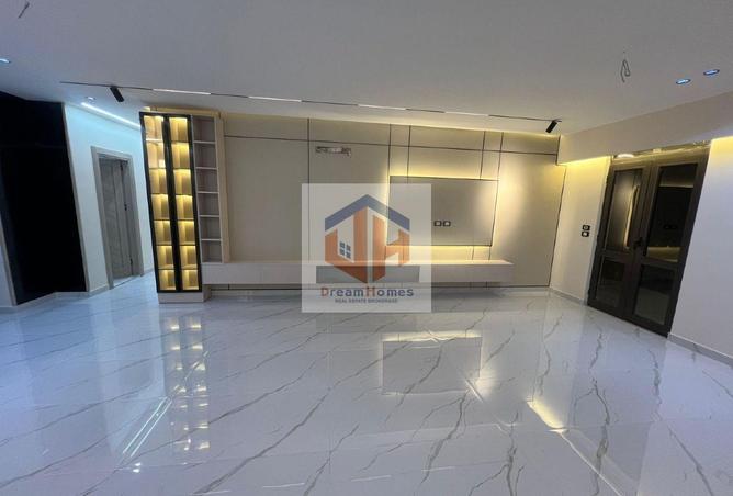 62164869 - Property Image 2