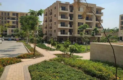 Apartment - 2 Bedrooms - 2 Bathrooms for sale in El Patio 7 - 5th Settlement Compounds - The 5th Settlement - New Cairo City - Cairo