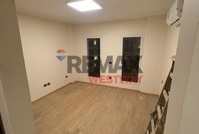 109075200 - Property Main Image