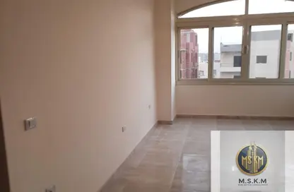 Apartment - 2 Bedrooms - 1 Bathroom for rent in Mohamed Naguib Axis - Abou El Houl - New Cairo City - Cairo