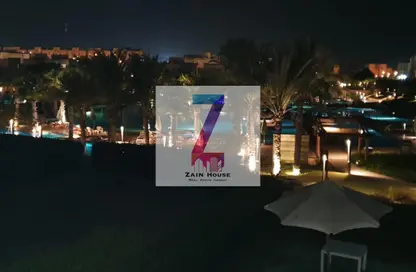 منزل مزدوج - 4 غرف نوم - 4 حمامات للبيع في أمواج - سيدي عبد الرحمن - الساحل الشمالي