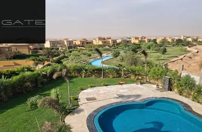 فيلا - 8 غرف نوم - 8 حمامات للبيع في رويال ميدوز - كمبوندات الشيخ زايد - الشيخ زايد - الجيزة