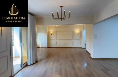 Apartment - 4 Bedrooms - 4 Bathrooms for sale in Degla - Hay El Maadi - Cairo