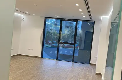 Office Space - Studio - 1 Bathroom for rent in Hyde Park Business District Mall - South Teseen St. - The 5th Settlement - New Cairo City - Cairo