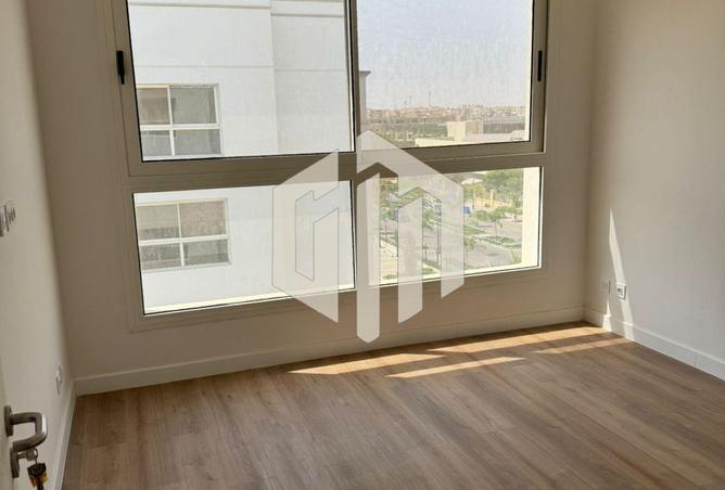 97441694 - Property Image 2