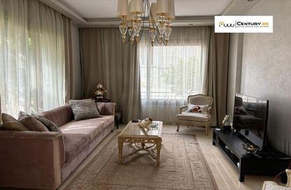Apartment - 3 Bedrooms - 2 Bathrooms for sale in Palm Hills Village Gate - South Investors Area - New Cairo City - Cairo