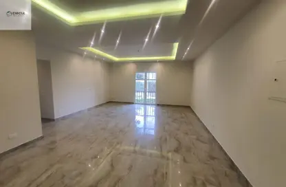 شقة - 2 غرف نوم - 2 حمامات للايجار في جاردن ريزدنس - هايد بارك - مدينة القاهرة الجديدة - القاهرة