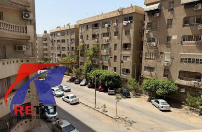 Apartment - 3 Bedrooms - 2 Bathrooms for rent in Saeed Zakaria St. - Al Sefarat District - Nasr City - Cairo