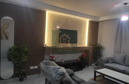 Apartment - 2 Bedrooms - 1 Bathroom for rent in Talaat Mostafa St. - Rehab City Second Phase - Al Rehab - New Cairo City - Cairo