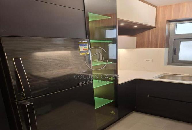 65163898 - Property Image 3