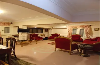 شقة - 3 غرف نوم - 2 حمامات للايجار في شارع محي الدين أبو العز - المهندسين - الجيزة