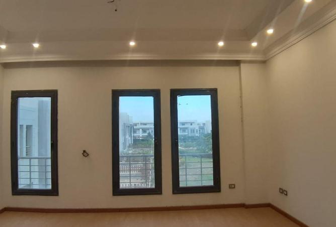 8615016 - Property Image 3