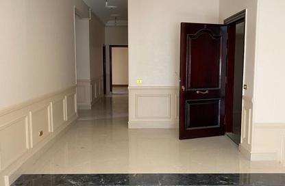 Co-Working Space - Studio - 2 Bathrooms for rent in Al Narges 4 - Al Narges - New Cairo City - Cairo