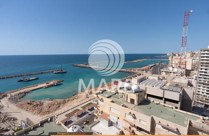 شقة - 4 غرف نوم - 3 حمامات للبيع في طريق الجيش - لوران - حي شرق - الاسكندرية