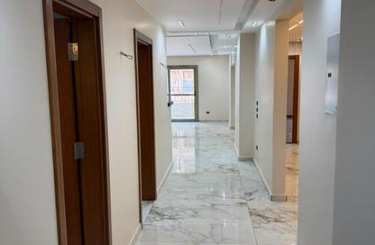 Apartment - 3 Bedrooms - 2 Bathrooms for rent in Zahraa Al Maadi St. - Degla - Hay El Maadi - Cairo Apartment - 3 Bedrooms - 2 Bathrooms for rent in Zahraa Al Maadi St. - Degla - Hay El Maadi - Cairo