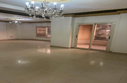 Apartment - 3 Bedrooms - 3 Bathrooms for sale in 1st Zone - Nasr City - Cairo