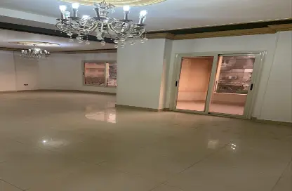 Apartment - 3 Bedrooms - 3 Bathrooms for sale in 1st Zone - Nasr City - Cairo