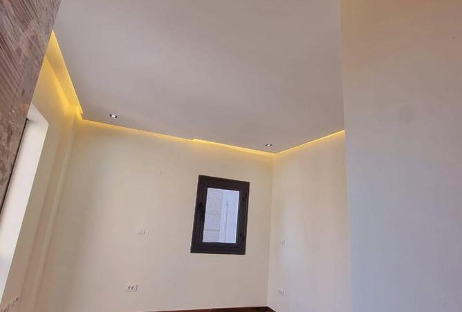 65914104 - Property Image 2