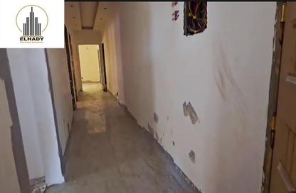 Apartment - 3 Bedrooms - 2 Bathrooms for sale in New Narges - New Cairo City - Cairo