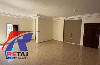 Apartment - 3 Bedrooms - 2 Bathrooms for rent in El Yasmeen 8 - El Yasmeen - New Cairo City - Cairo Apartment - 3 Bedrooms - 2 Bathrooms for rent in El Yasmeen 8 - El Yasmeen - New Cairo City - Cairo
