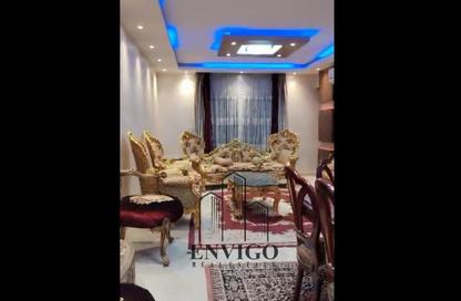 Apartment - 3 Bedrooms - 3 Bathrooms for sale in Al Sheikh Mohammed Al Nadi St. - 6th Zone - Nasr City - Cairo