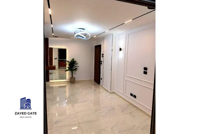 100932222 - Property Image 2