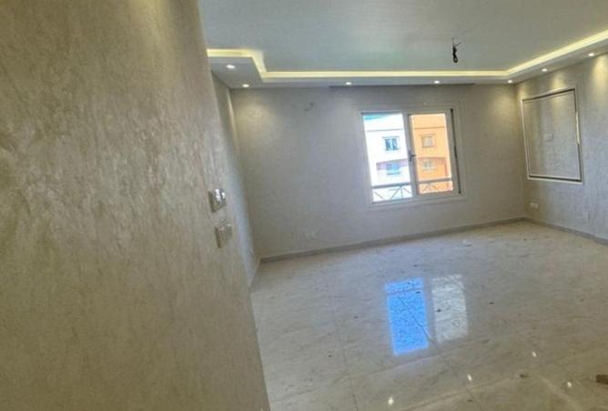 73501359 - Property Image 3