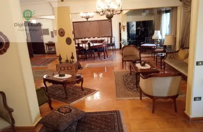 شقة - 3 غرف نوم - 3 حمامات للبيع في شارع شمس الدين الذهبي - ارض الجولف - مصر الجديدة - القاهرة